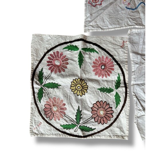 Vintage Handkerchief Hanky Cloth Embroidered Floral Linen Ukrainian Folk Art x3 - Picture 3 of 9